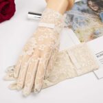 gant dentelle beige