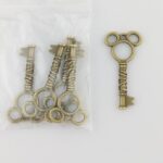 clé steampunk doré