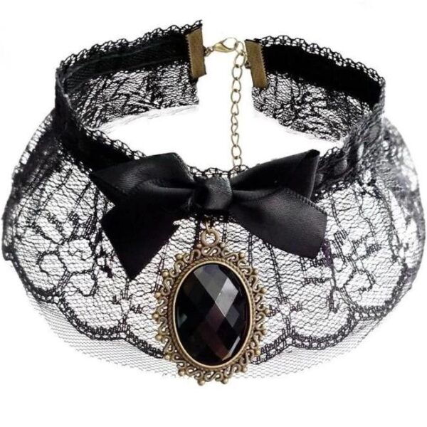 collier dentelle gothique