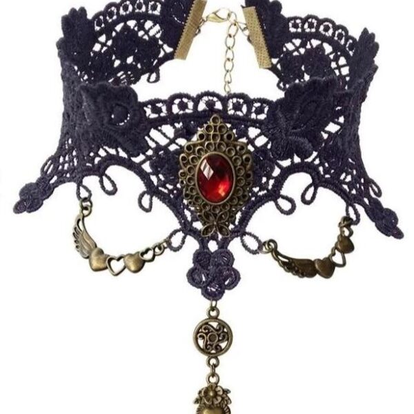 collier gothique noir