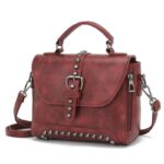 sac à main rétro rouge